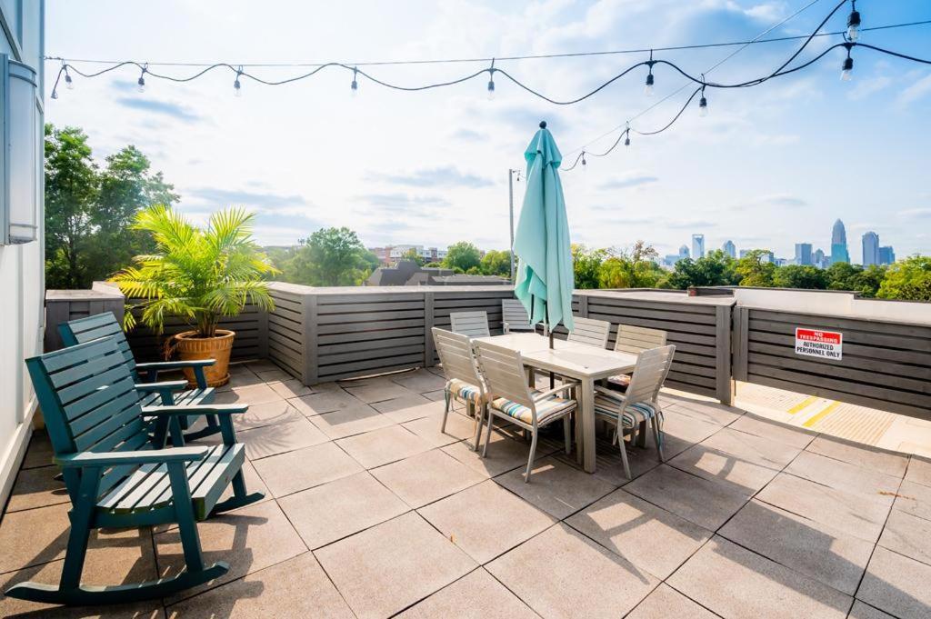 Urban Studio W Balcony Gym Apartment Charlotte Exterior photo